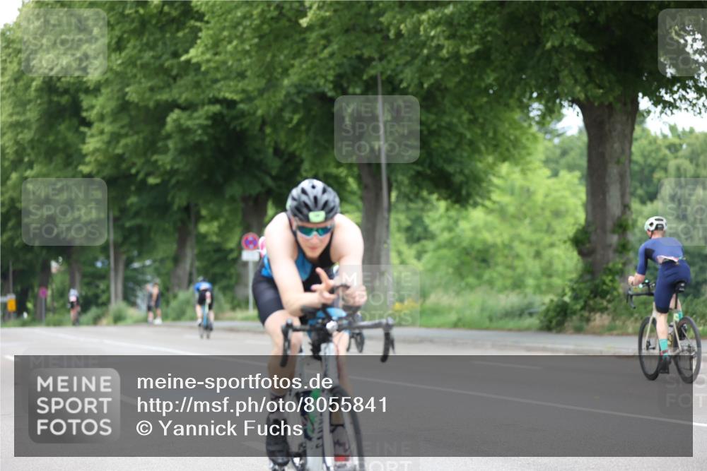 15.06.2025 - 7 Türme Triathlon Yannick Fuchs http://msf.ph/oto/8055841 15.06.2025 11:12:58 Radfahren  meine-sportfotos.de