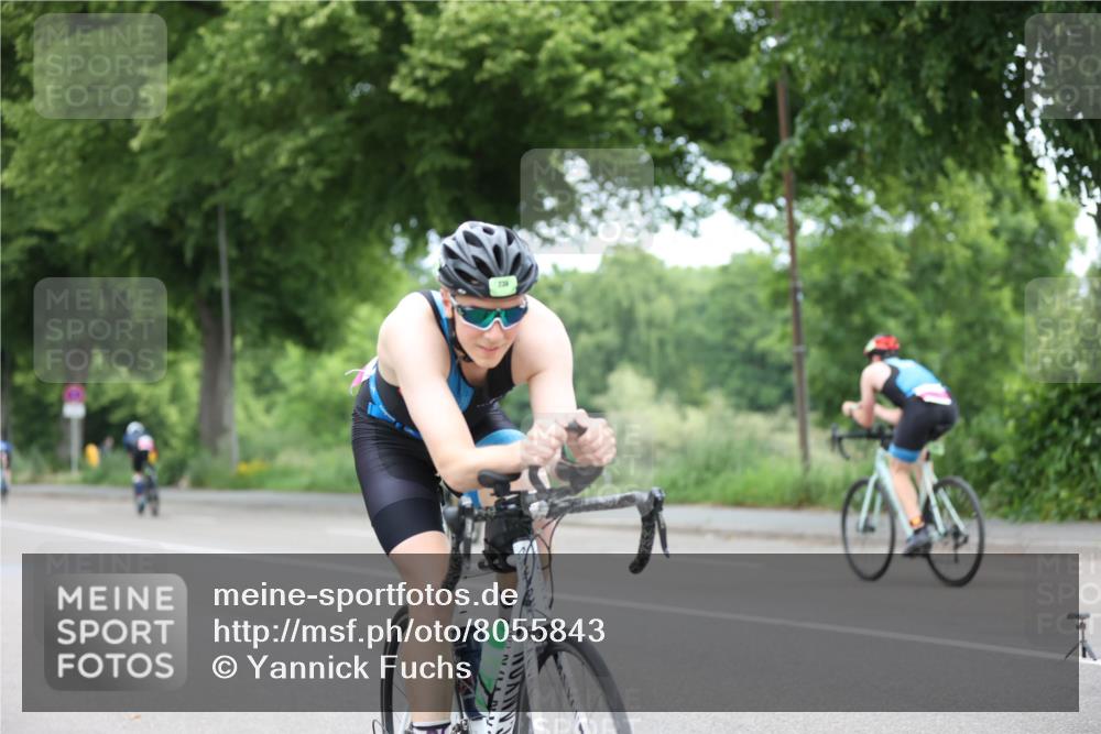 15.06.2025 - 7 Türme Triathlon Yannick Fuchs http://msf.ph/oto/8055843 15.06.2025 11:12:58 Radfahren 22 meine-sportfotos.de