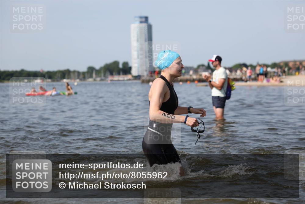 22.06.2025 - Viking Triathlon Michael Strokosch http://msf.ph/oto/8055962 22.06.2025 10:29:08 Schwimmen 7, 12, 152, 200, 310, 384, 443, 458, 604, 628, 652 meine-sportfotos.de