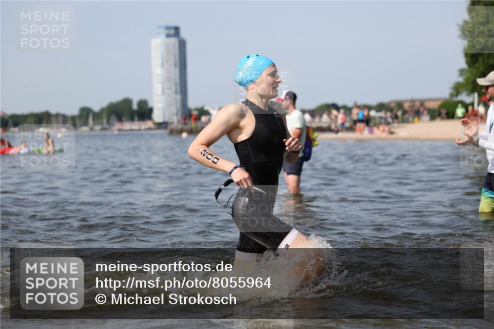 22.06.2025 - Viking Triathlon Michael Strokosch http://msf.ph/oto/8055964 22.06.2025 10:29:08 Schwimmen 7, 12, 152, 200, 310, 384, 443, 458, 604, 628, 652 meine-sportfotos.de