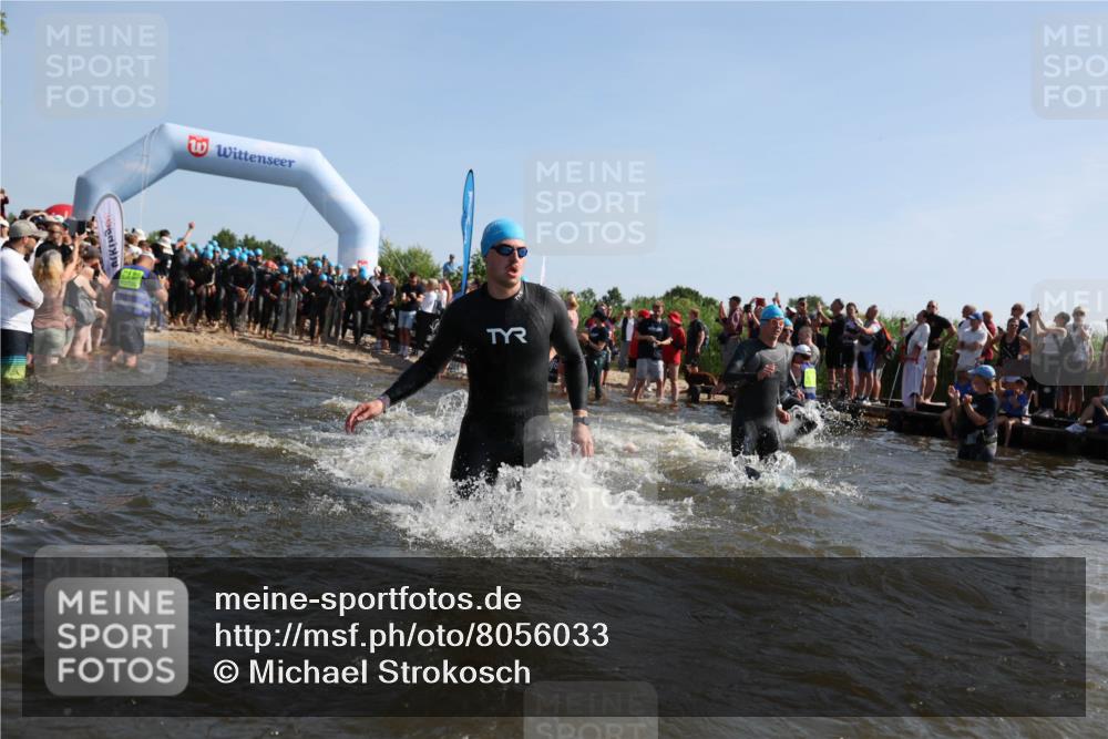 22.06.2025 - Viking Triathlon Michael Strokosch http://msf.ph/oto/8056033 22.06.2025 10:01:26 Schwimmen 38, 99, 162, 203, 216, 224, 226, 237, 284, 287, 311, 381, 393, 510, 643 meine-sportfotos.de