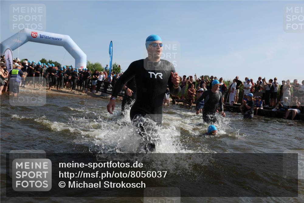 22.06.2025 - Viking Triathlon Michael Strokosch http://msf.ph/oto/8056037 22.06.2025 10:01:27 Schwimmen 38, 99, 162, 203, 216, 224, 226, 237, 284, 287, 311, 381, 393, 510, 643 meine-sportfotos.de