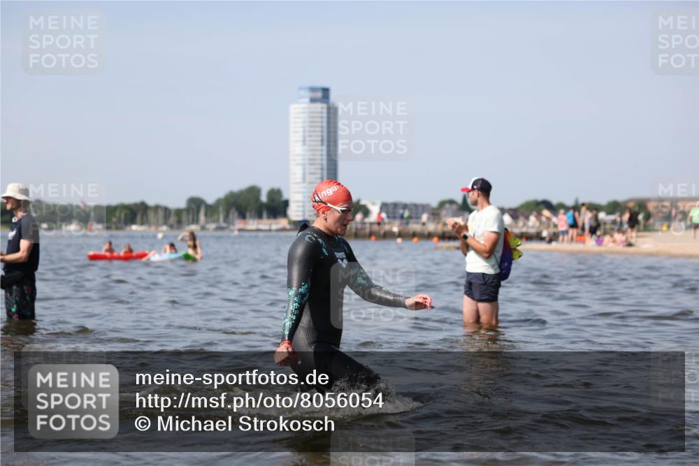 22.06.2025 - Viking Triathlon Michael Strokosch http://msf.ph/oto/8056054 22.06.2025 10:29:27 Schwimmen 6, 11, 30, 33, 243, 612 meine-sportfotos.de