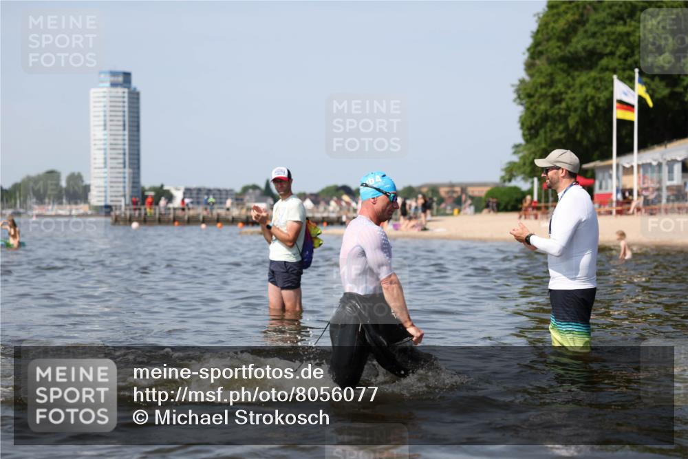 22.06.2025 - Viking Triathlon Michael Strokosch http://msf.ph/oto/8056077 22.06.2025 10:29:36 Schwimmen 6, 612 meine-sportfotos.de