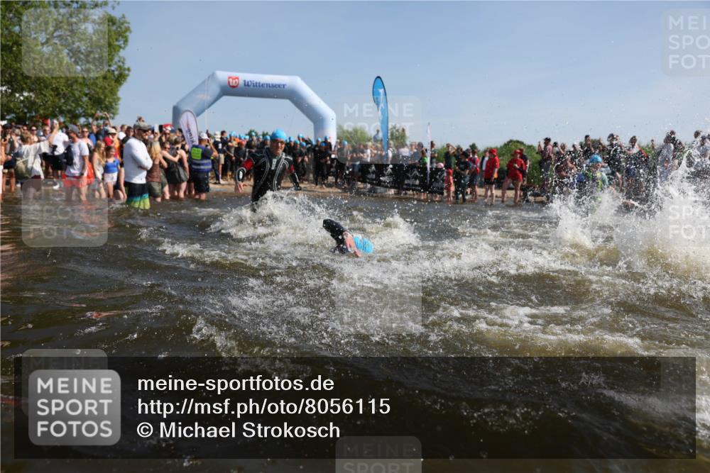 22.06.2025 - Viking Triathlon Michael Strokosch http://msf.ph/oto/8056115 22.06.2025 10:01:46 Schwimmen 19, 33, 125, 158, 170, 271, 310, 320, 344, 355, 438, 496, 555, 604, 618 meine-sportfotos.de