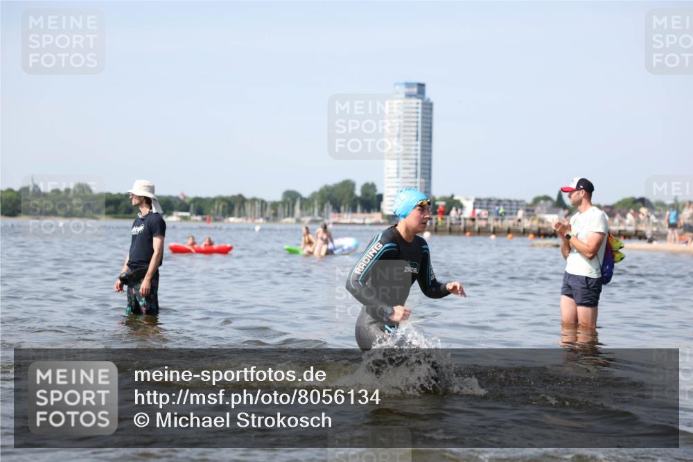 22.06.2025 - Viking Triathlon Michael Strokosch http://msf.ph/oto/8056134 22.06.2025 10:29:56 Schwimmen 175, 203, 264, 299, 473 meine-sportfotos.de