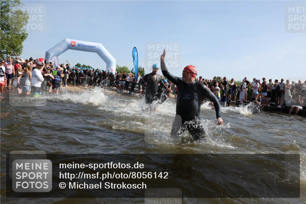 22.06.2025 - Viking Triathlon Michael Strokosch http://msf.ph/oto/8056142 22.06.2025 10:01:55 Schwimmen 3, 17, 80, 91, 125, 158, 271, 278, 299, 304, 355, 435, 449, 551, 618 meine-sportfotos.de