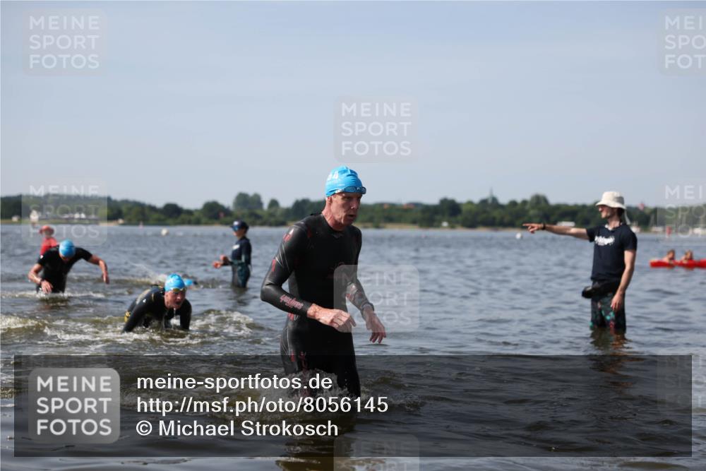 22.06.2025 - Viking Triathlon Michael Strokosch http://msf.ph/oto/8056145 22.06.2025 10:29:59 Schwimmen 175, 203, 264, 299, 374, 473 meine-sportfotos.de