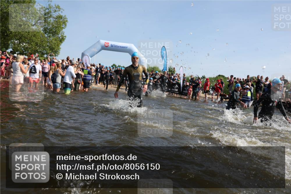 22.06.2025 - Viking Triathlon Michael Strokosch http://msf.ph/oto/8056150 22.06.2025 10:01:58 Schwimmen 3, 17, 80, 91, 125, 158, 271, 278, 299, 304, 355, 435, 449, 551, 618 meine-sportfotos.de