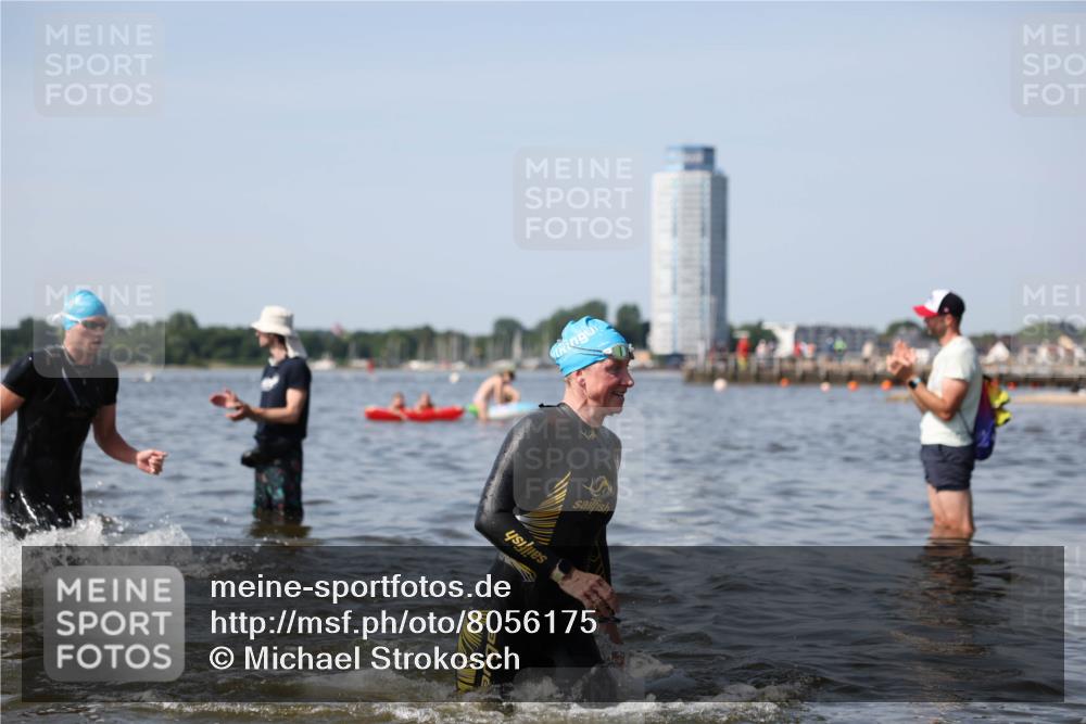 22.06.2025 - Viking Triathlon Michael Strokosch http://msf.ph/oto/8056175 22.06.2025 10:30:05 Schwimmen 175, 203, 264, 299, 374, 473, 626 meine-sportfotos.de