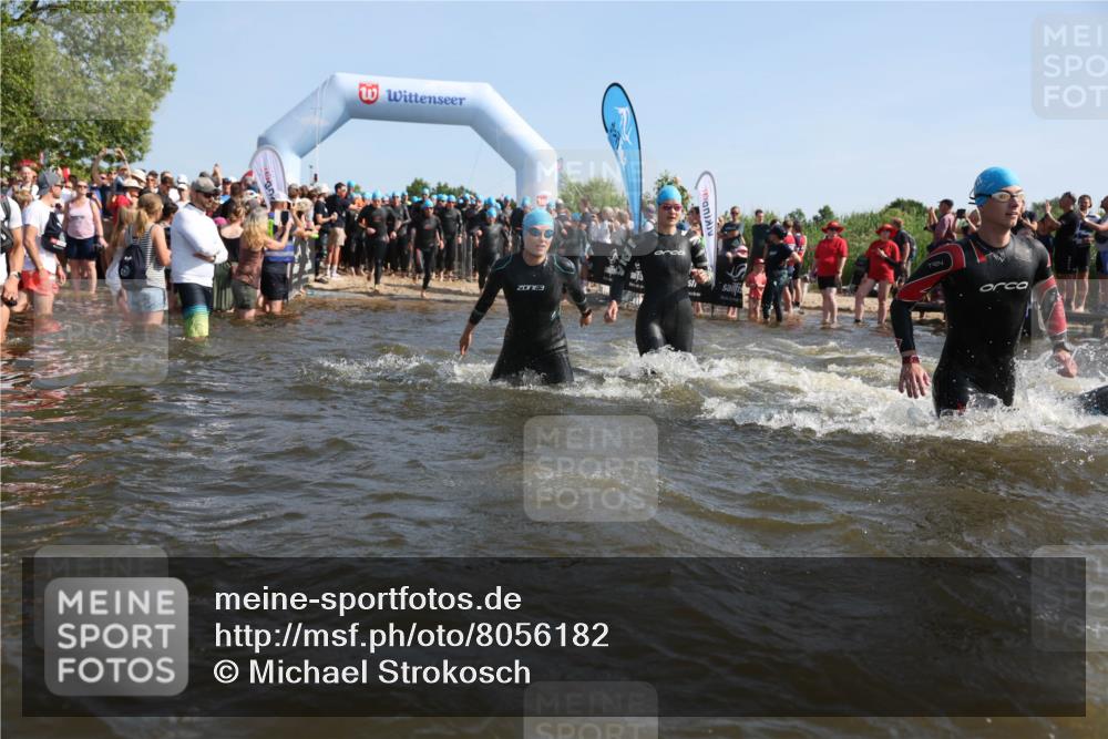 22.06.2025 - Viking Triathlon Michael Strokosch http://msf.ph/oto/8056182 22.06.2025 10:02:12 Schwimmen 21, 107, 127, 137, 139, 149, 207, 247, 309, 365, 382, 387, 415, 492, 522 meine-sportfotos.de