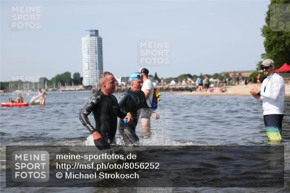 22.06.2025 - Viking Triathlon Michael Strokosch http://msf.ph/oto/8056252 22.06.2025 10:30:18 Schwimmen 132, 374, 381, 491, 626, 643 meine-sportfotos.de
