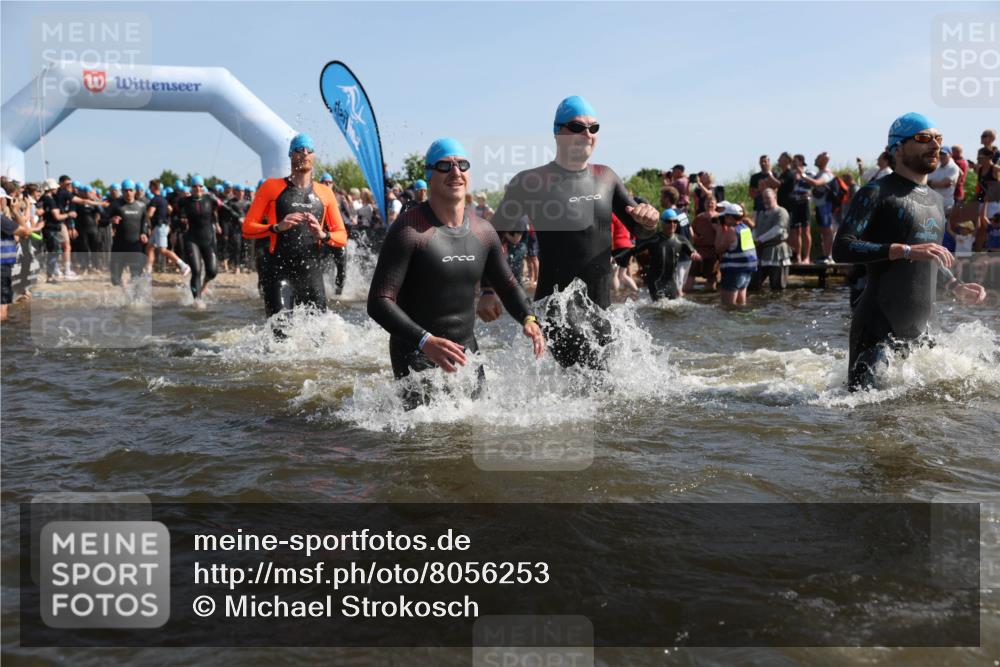 22.06.2025 - Viking Triathlon Michael Strokosch http://msf.ph/oto/8056253 22.06.2025 10:02:28 Schwimmen 75, 78, 103, 180, 188, 189, 255, 265, 283, 297, 331, 464, 469, 520, 532, 549 meine-sportfotos.de