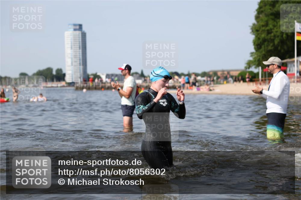 22.06.2025 - Viking Triathlon Michael Strokosch http://msf.ph/oto/8056302 22.06.2025 10:30:33 Schwimmen 13, 188, 393, 551, 651 meine-sportfotos.de