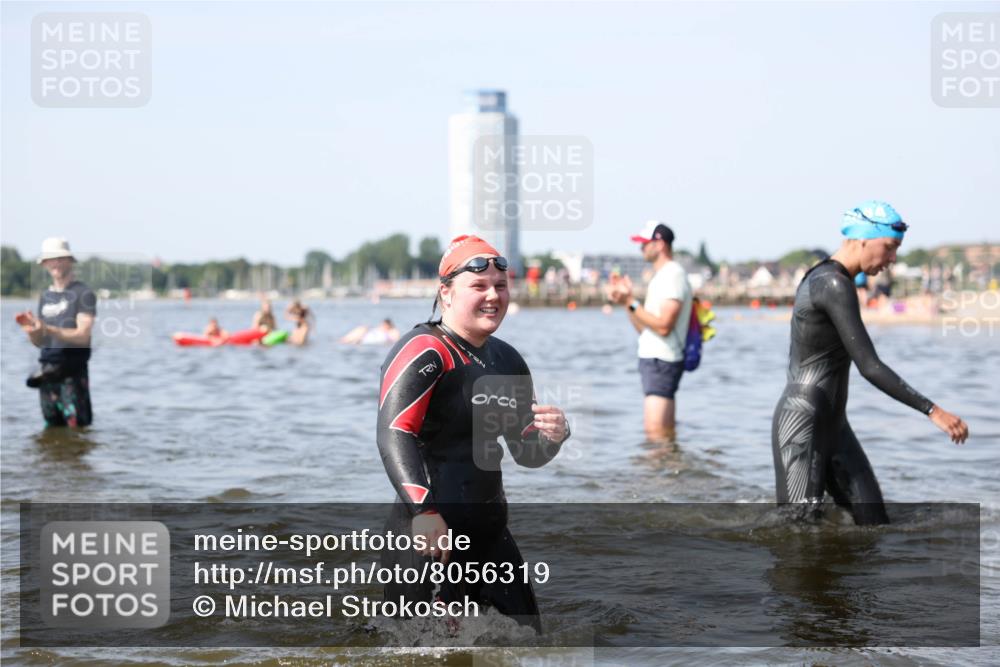 22.06.2025 - Viking Triathlon Michael Strokosch http://msf.ph/oto/8056319 22.06.2025 10:30:36 Schwimmen 13, 188, 393, 551, 651 meine-sportfotos.de