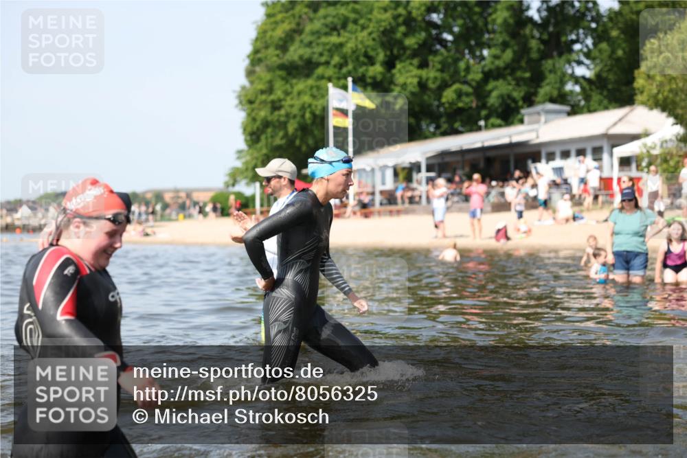 22.06.2025 - Viking Triathlon Michael Strokosch http://msf.ph/oto/8056325 22.06.2025 10:30:38 Schwimmen 13, 188, 393, 551, 630, 651 meine-sportfotos.de