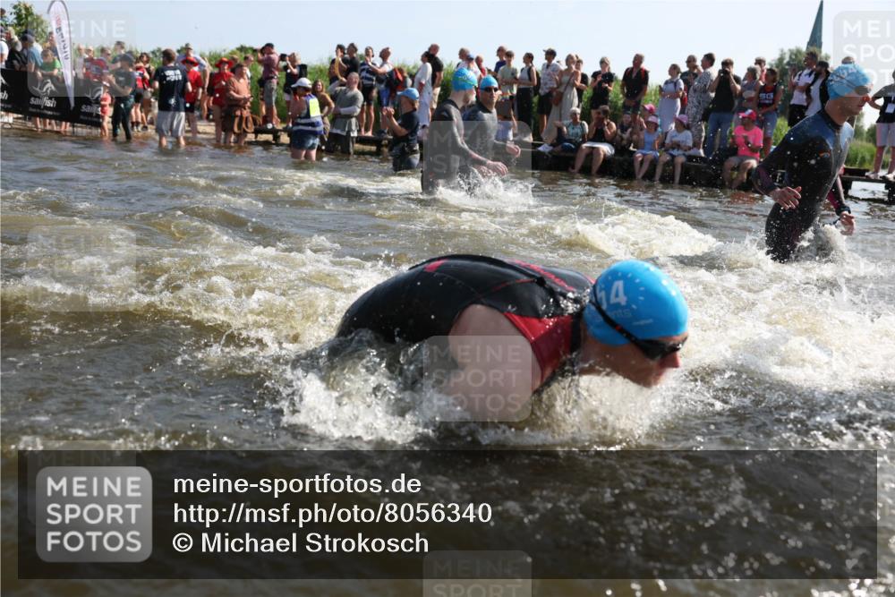 22.06.2025 - Viking Triathlon Michael Strokosch http://msf.ph/oto/8056340 22.06.2025 10:02:48 Schwimmen 40, 98, 161, 164, 264, 323, 340, 366, 427, 429, 430, 486, 548, 552, 608 meine-sportfotos.de