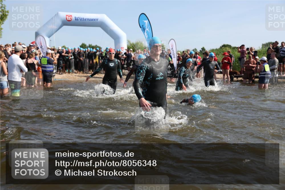 22.06.2025 - Viking Triathlon Michael Strokosch http://msf.ph/oto/8056348 22.06.2025 10:02:59 Schwimmen 5, 40, 43, 47, 101, 154, 164, 177, 204, 233, 340, 349, 398, 475, 478, 548, 554, 602, 608, 632 meine-sportfotos.de