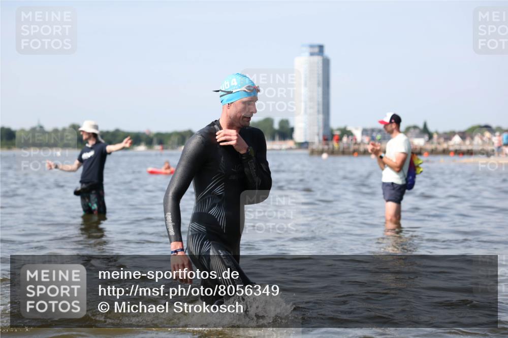22.06.2025 - Viking Triathlon Michael Strokosch http://msf.ph/oto/8056349 22.06.2025 10:30:43 Schwimmen 13, 162, 188, 444, 551, 630, 651 meine-sportfotos.de