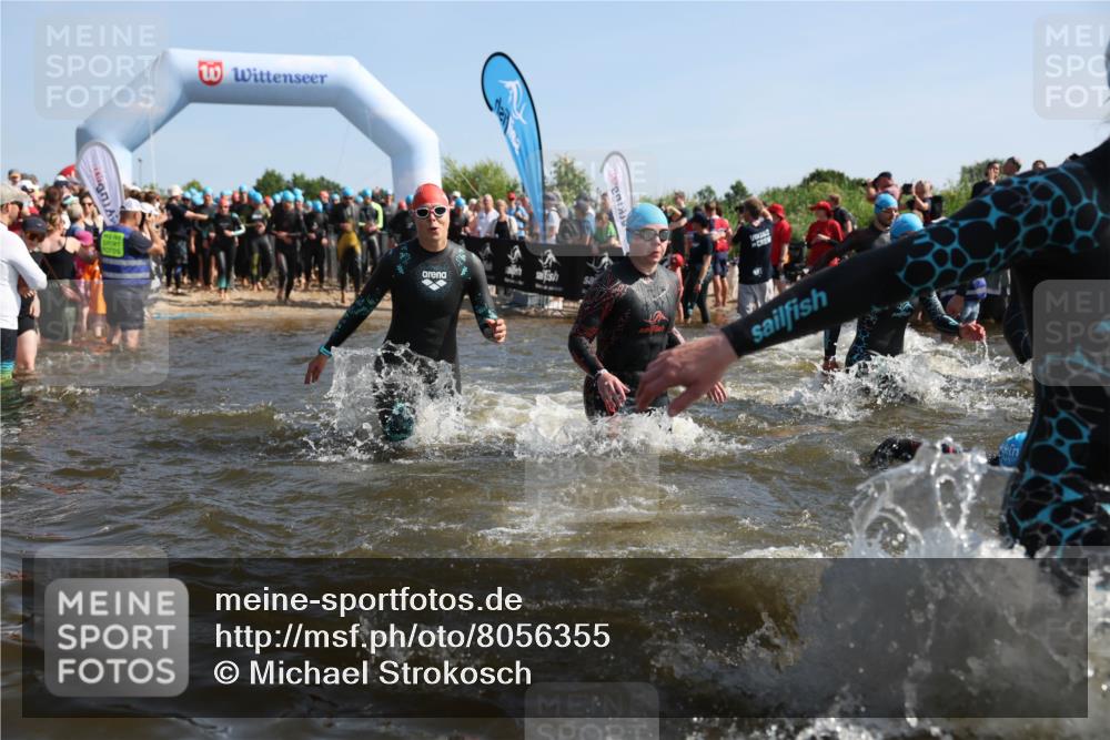 22.06.2025 - Viking Triathlon Michael Strokosch http://msf.ph/oto/8056355 22.06.2025 10:03:01 Schwimmen 5, 43, 47, 101, 154, 177, 204, 233, 349, 398, 475, 478, 554, 602, 632 meine-sportfotos.de
