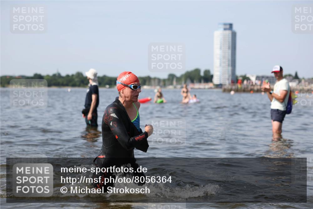 22.06.2025 - Viking Triathlon Michael Strokosch http://msf.ph/oto/8056364 22.06.2025 10:30:47 Schwimmen 13, 45, 162, 188, 444, 630, 651 meine-sportfotos.de