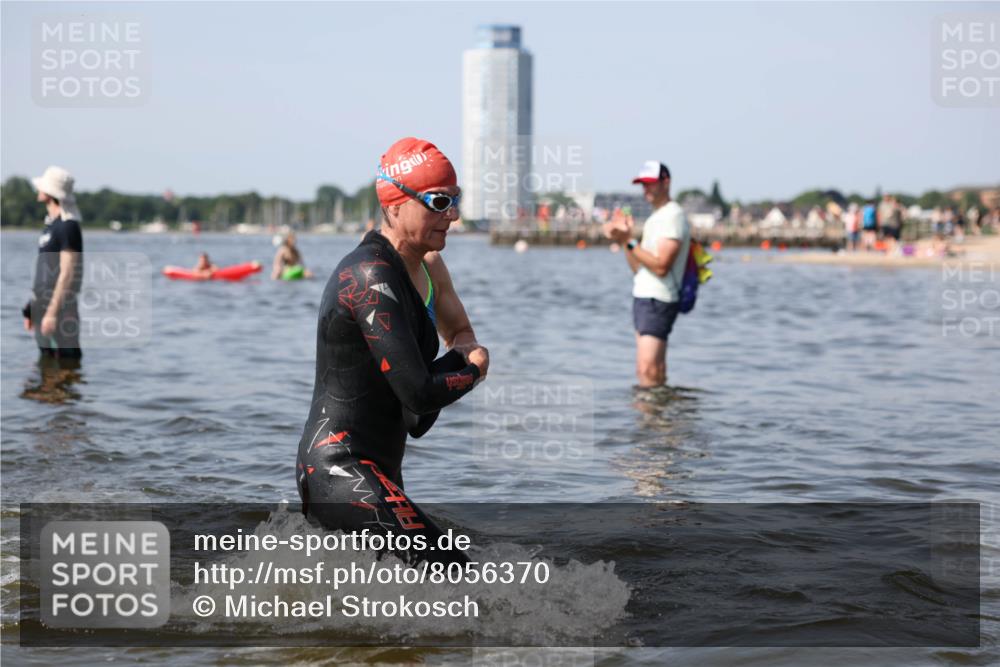 22.06.2025 - Viking Triathlon Michael Strokosch http://msf.ph/oto/8056370 22.06.2025 10:30:47 Schwimmen 13, 45, 162, 188, 444, 630, 651 meine-sportfotos.de
