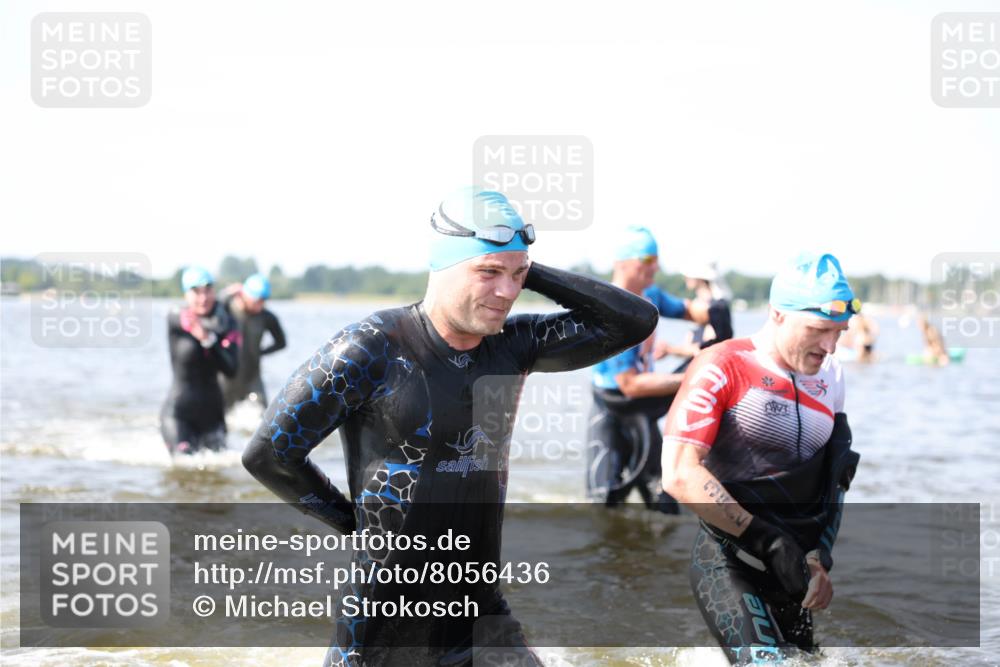 22.06.2025 - Viking Triathlon Michael Strokosch http://msf.ph/oto/8056436 22.06.2025 10:31:03 Schwimmen 45, 162, 216, 237, 330, 347, 352, 510, 549 meine-sportfotos.de