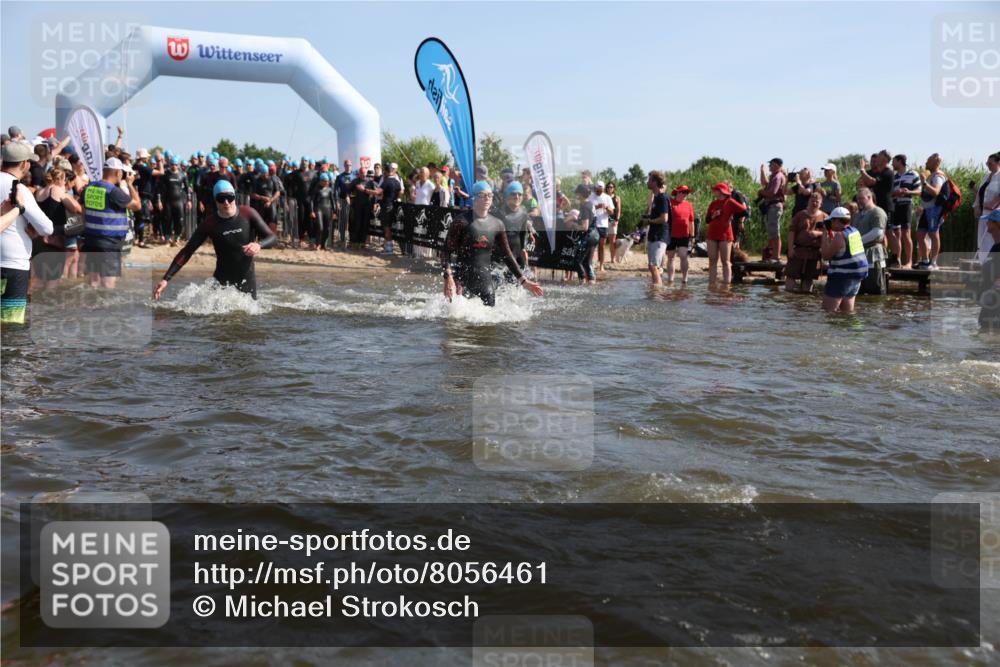 22.06.2025 - Viking Triathlon Michael Strokosch http://msf.ph/oto/8056461 22.06.2025 10:03:30 Schwimmen 25, 42, 58, 88, 179, 182, 221, 251, 324, 332, 434, 454, 556, 645, 659 meine-sportfotos.de