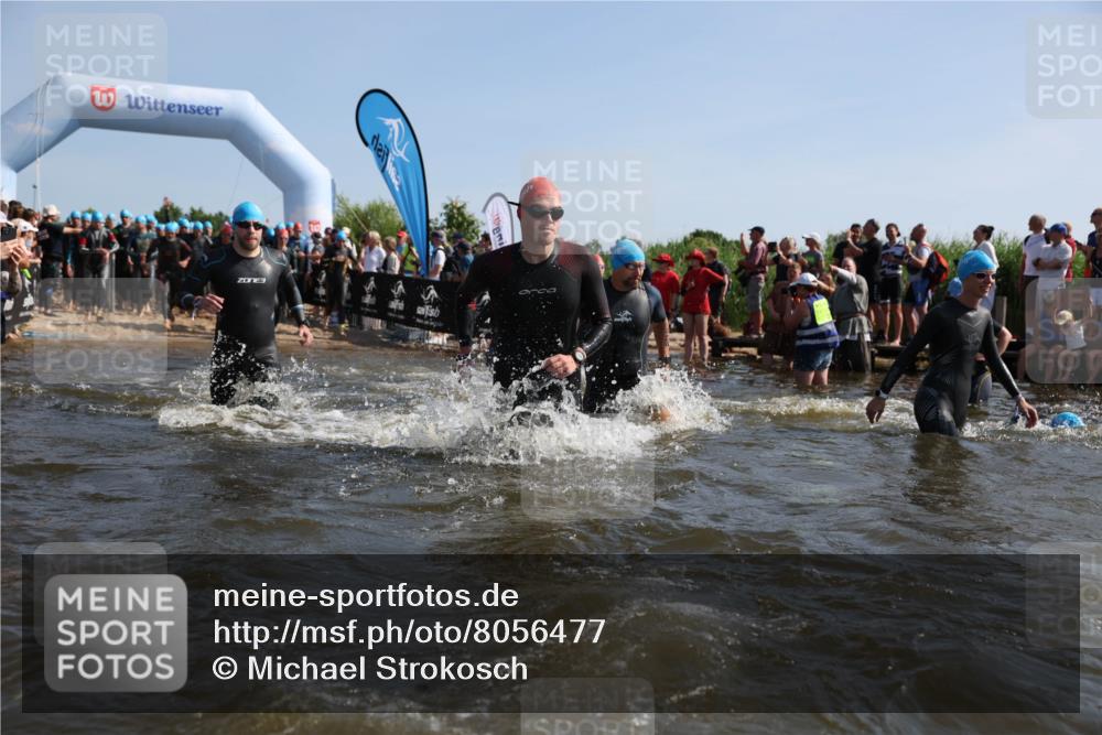 22.06.2025 - Viking Triathlon Michael Strokosch http://msf.ph/oto/8056477 22.06.2025 10:03:36 Schwimmen 42, 58, 62, 79, 148, 179, 182, 221, 434, 454, 556, 619, 635, 645, 659 meine-sportfotos.de