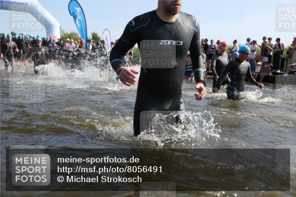 22.06.2025 - Viking Triathlon Michael Strokosch http://msf.ph/oto/8056491 22.06.2025 10:03:39 Schwimmen 58, 62, 79, 108, 148, 179, 182, 434, 454, 456, 619, 635, 645, 648, 659 meine-sportfotos.de