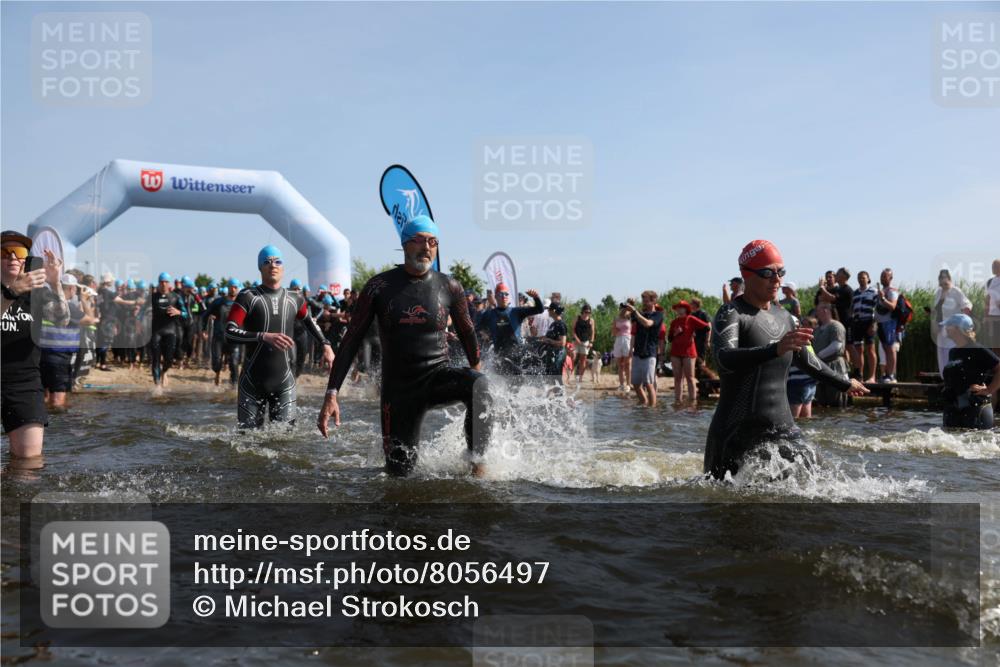 22.06.2025 - Viking Triathlon Michael Strokosch http://msf.ph/oto/8056497 22.06.2025 10:03:43 Schwimmen 58, 62, 79, 108, 148, 157, 179, 296, 434, 456, 619, 635, 645, 648, 659 meine-sportfotos.de