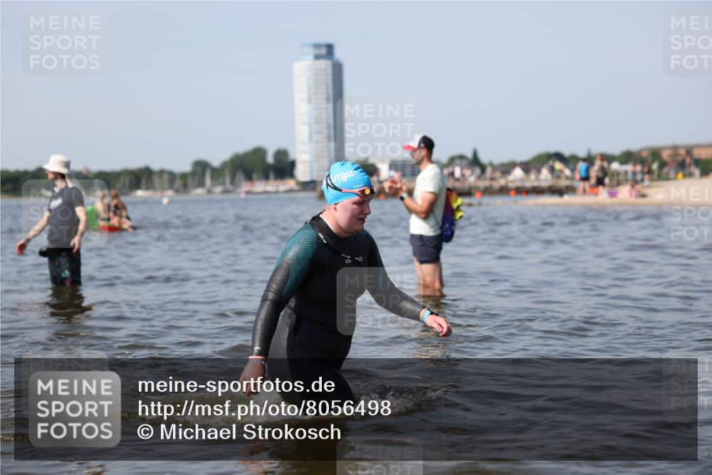 22.06.2025 - Viking Triathlon Michael Strokosch http://msf.ph/oto/8056498 22.06.2025 10:31:22 Schwimmen 3, 8, 216, 236, 311, 469 meine-sportfotos.de