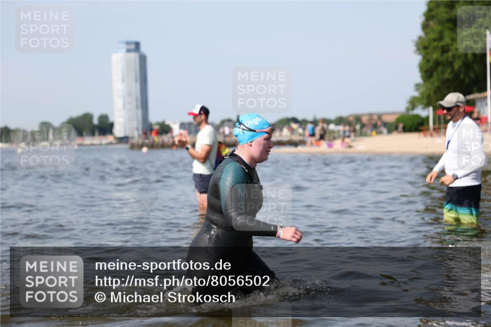 22.06.2025 - Viking Triathlon Michael Strokosch http://msf.ph/oto/8056502 22.06.2025 10:31:23 Schwimmen 3, 8, 216, 236, 311, 469, 613 meine-sportfotos.de