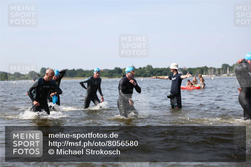 22.06.2025 - Viking Triathlon Michael Strokosch http://msf.ph/oto/8056580 22.06.2025 10:31:45 Schwimmen 87, 98, 99, 124, 125, 137, 158, 189, 224, 340, 350, 435, 507, 555, 648, 658 meine-sportfotos.de