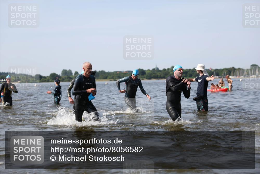 22.06.2025 - Viking Triathlon Michael Strokosch http://msf.ph/oto/8056582 22.06.2025 10:31:45 Schwimmen 87, 98, 99, 124, 125, 137, 158, 189, 224, 340, 350, 435, 507, 555, 648, 658 meine-sportfotos.de