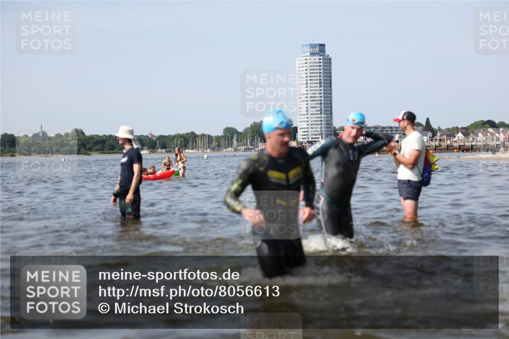 22.06.2025 - Viking Triathlon Michael Strokosch http://msf.ph/oto/8056613 22.06.2025 10:31:50 Schwimmen 87, 98, 99, 124, 125, 137, 158, 189, 224, 350, 435, 449, 507, 555, 658 meine-sportfotos.de