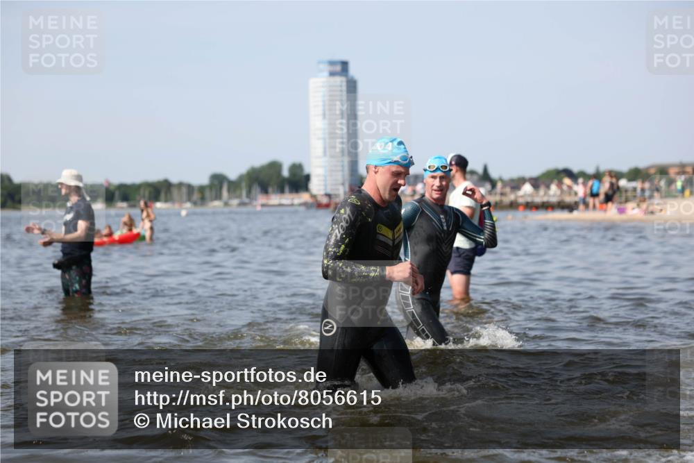22.06.2025 - Viking Triathlon Michael Strokosch http://msf.ph/oto/8056615 22.06.2025 10:31:50 Schwimmen 87, 98, 99, 124, 125, 137, 158, 189, 224, 350, 435, 449, 507, 555, 658 meine-sportfotos.de