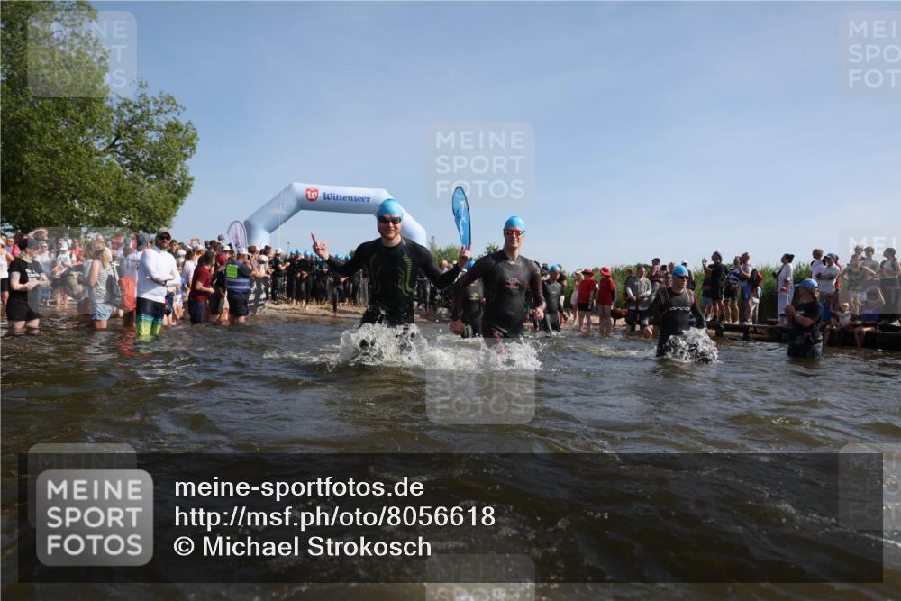 22.06.2025 - Viking Triathlon Michael Strokosch http://msf.ph/oto/8056618 22.06.2025 10:04:42 Schwimmen 55, 85, 86, 238, 245, 281, 312, 316, 327, 428, 482, 514, 515, 550, 662 meine-sportfotos.de