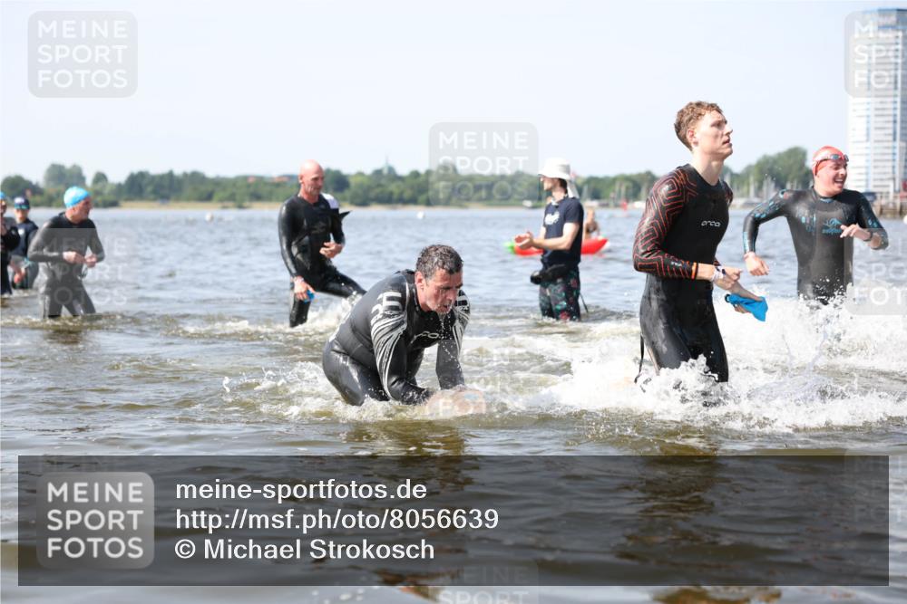 22.06.2025 - Viking Triathlon Michael Strokosch http://msf.ph/oto/8056639 22.06.2025 10:31:57 Schwimmen 63, 87, 99, 124, 125, 193, 224, 226, 271, 435, 449, 464, 488, 507, 555, 658 meine-sportfotos.de