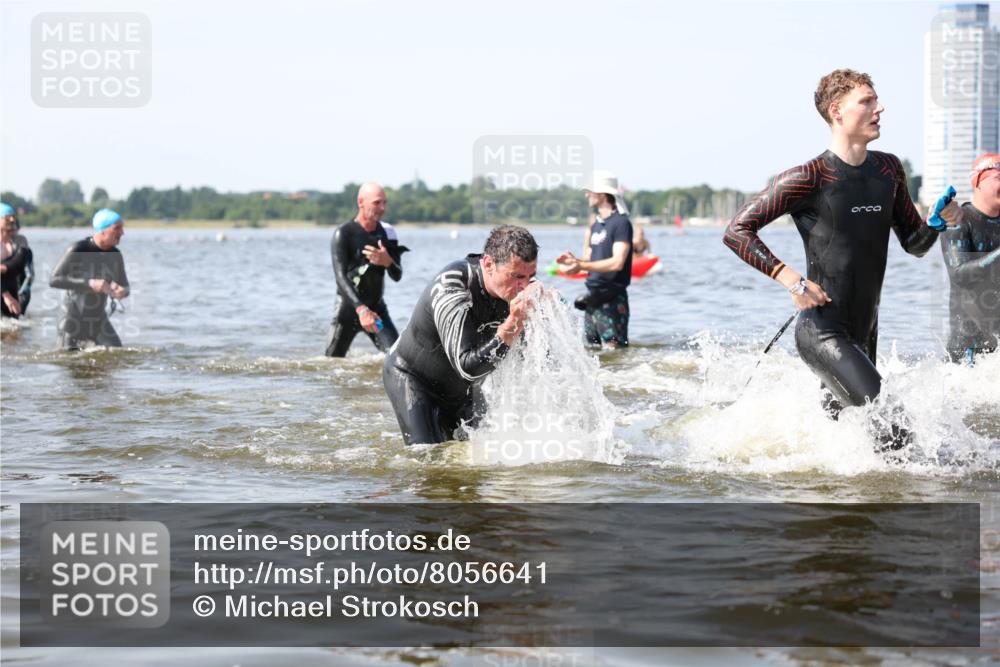 22.06.2025 - Viking Triathlon Michael Strokosch http://msf.ph/oto/8056641 22.06.2025 10:31:57 Schwimmen 63, 87, 99, 124, 125, 193, 224, 226, 271, 435, 449, 464, 488, 507, 555, 658 meine-sportfotos.de