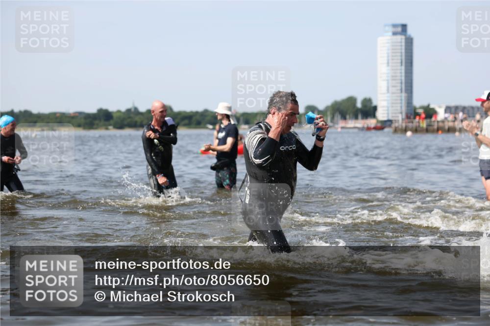 22.06.2025 - Viking Triathlon Michael Strokosch http://msf.ph/oto/8056650 22.06.2025 10:31:58 Schwimmen 63, 87, 124, 125, 193, 226, 271, 435, 449, 464, 488, 507, 555, 658 meine-sportfotos.de