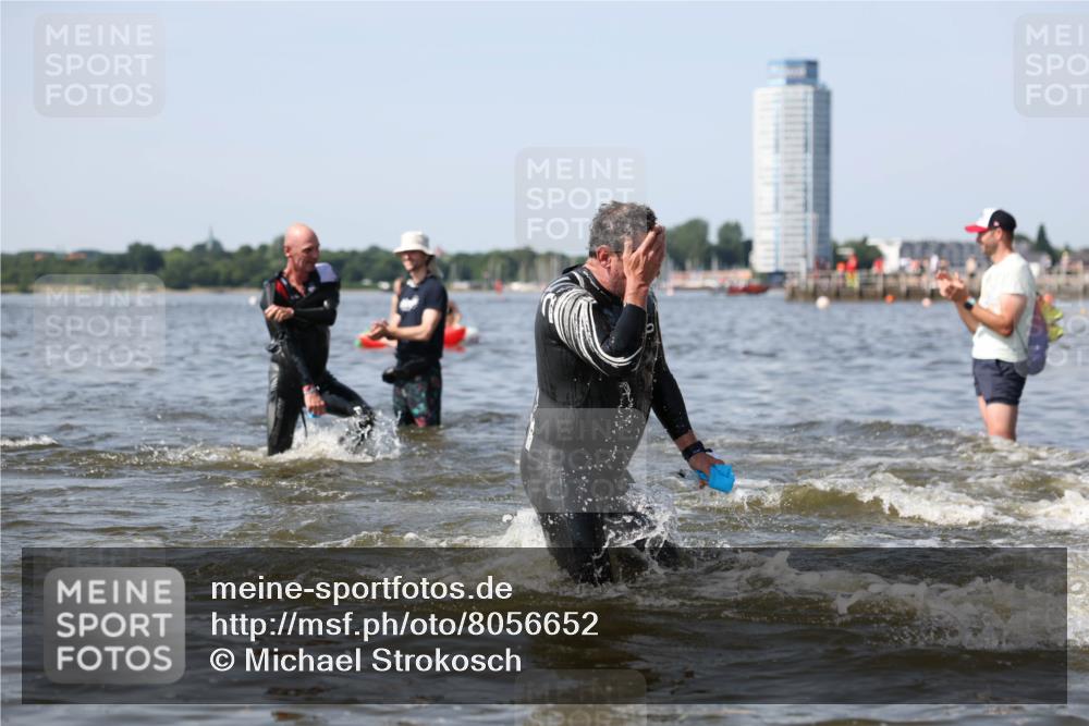22.06.2025 - Viking Triathlon Michael Strokosch http://msf.ph/oto/8056652 22.06.2025 10:31:58 Schwimmen 63, 87, 124, 125, 193, 226, 271, 435, 449, 464, 488, 507, 555, 658 meine-sportfotos.de
