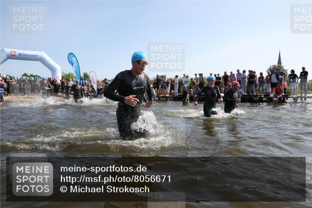 22.06.2025 - Viking Triathlon Michael Strokosch http://msf.ph/oto/8056671 22.06.2025 10:05:04 Schwimmen 197, 232, 254, 362, 386, 388, 394, 395, 407, 416, 423, 500, 527, 605, 620 meine-sportfotos.de