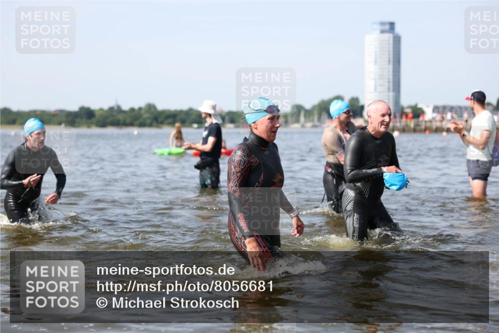 22.06.2025 - Viking Triathlon Michael Strokosch http://msf.ph/oto/8056681 22.06.2025 10:32:03 Schwimmen 63, 87, 193, 207, 226, 271, 435, 449, 464, 488, 658 meine-sportfotos.de