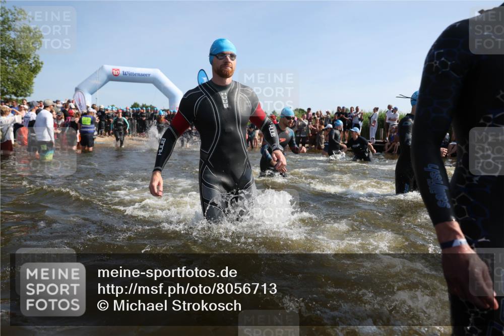22.06.2025 - Viking Triathlon Michael Strokosch http://msf.ph/oto/8056713 22.06.2025 10:05:23 Schwimmen 57, 59, 61, 138, 171, 172, 228, 314, 346, 389, 418, 437, 536, 601, 655 meine-sportfotos.de