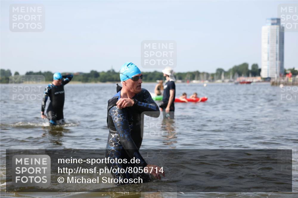 22.06.2025 - Viking Triathlon Michael Strokosch http://msf.ph/oto/8056714 22.06.2025 10:32:13 Schwimmen 53, 63, 147, 173, 193, 207, 214, 226, 271, 461, 464, 488 meine-sportfotos.de