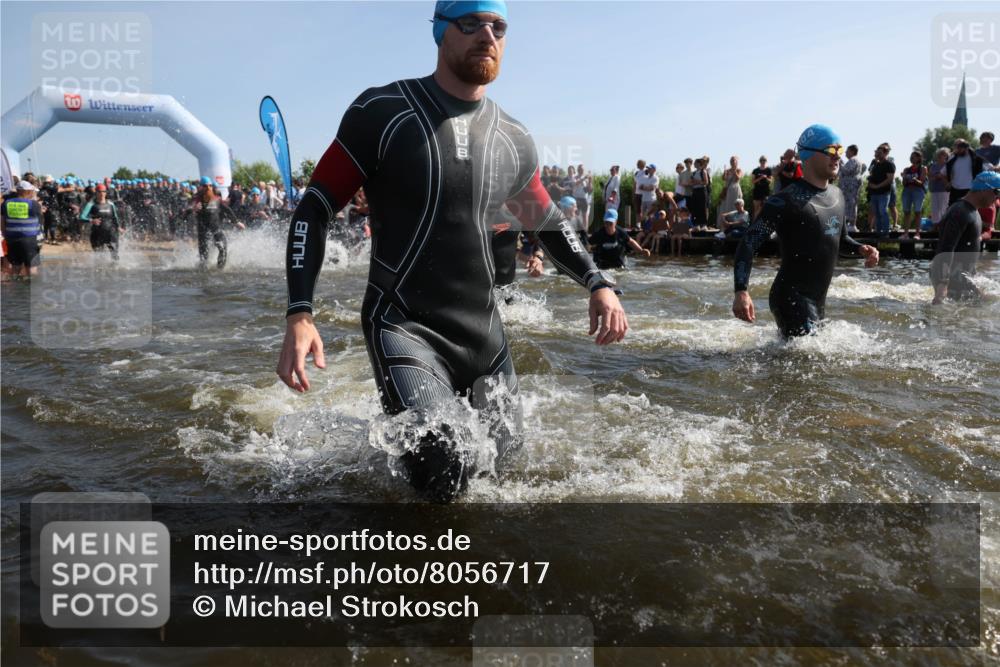 22.06.2025 - Viking Triathlon Michael Strokosch http://msf.ph/oto/8056717 22.06.2025 10:05:24 Schwimmen 57, 59, 61, 138, 150, 171, 172, 228, 314, 346, 389, 418, 437, 536, 601, 655 meine-sportfotos.de