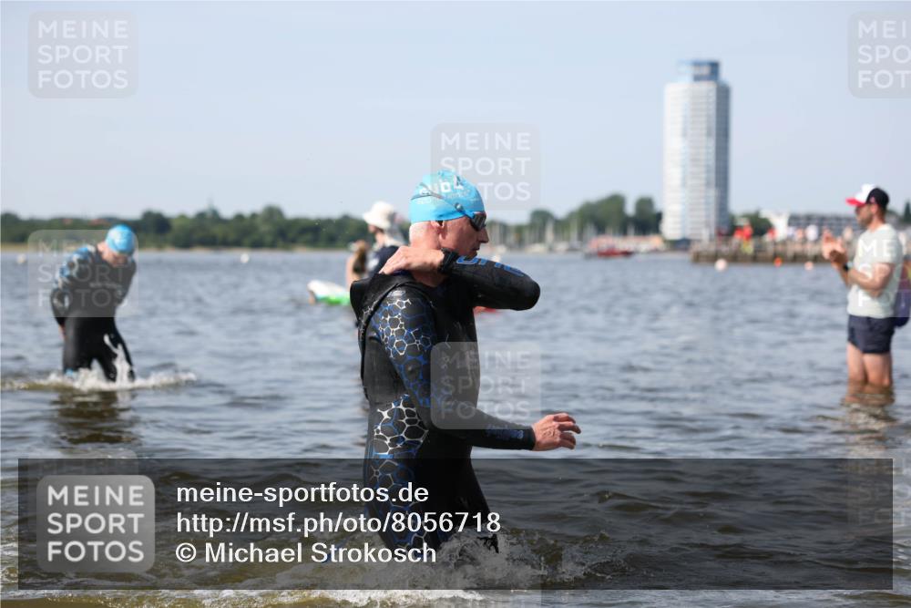 22.06.2025 - Viking Triathlon Michael Strokosch http://msf.ph/oto/8056718 22.06.2025 10:32:13 Schwimmen 53, 63, 147, 173, 193, 207, 214, 226, 271, 461, 464, 488 meine-sportfotos.de