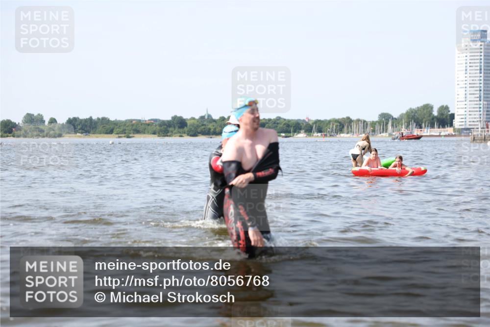 22.06.2025 - Viking Triathlon Michael Strokosch http://msf.ph/oto/8056768 22.06.2025 10:32:27 Schwimmen 53, 80, 147, 170, 173, 461, 492 meine-sportfotos.de