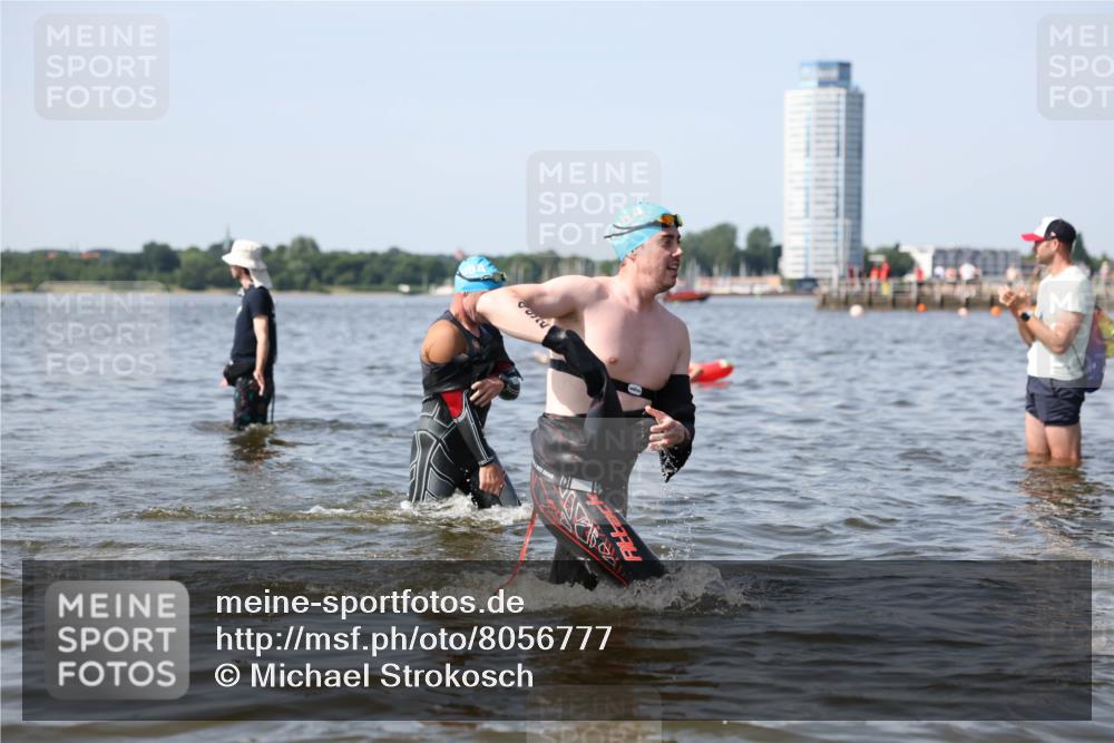 22.06.2025 - Viking Triathlon Michael Strokosch http://msf.ph/oto/8056777 22.06.2025 10:32:28 Schwimmen 53, 80, 147, 170, 173, 461, 492 meine-sportfotos.de